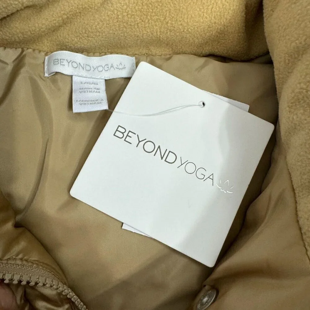 Beyond Yoga Women's‎ Pillow Puffer Vest Duck Down Zip Front Travertine Size L